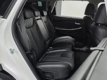 2023 Hyundai Santa Fe с пробегом 37 009 км