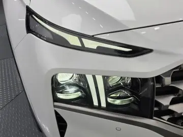 2023 Hyundai Santa Fe с пробегом 37 009 км