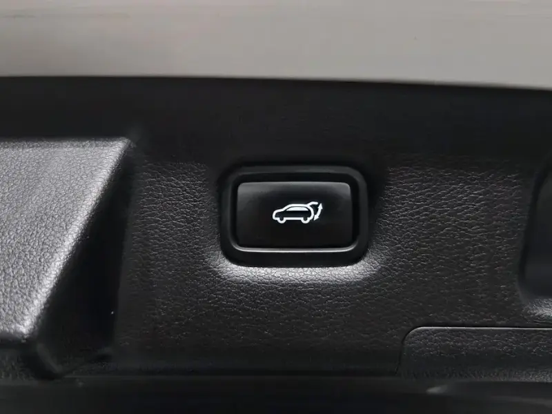 2023 Hyundai Santa Fe с пробегом 37 009 км
