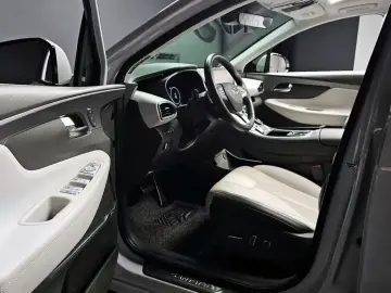 2020 Hyundai Santa Fe с пробегом 57 272 км
