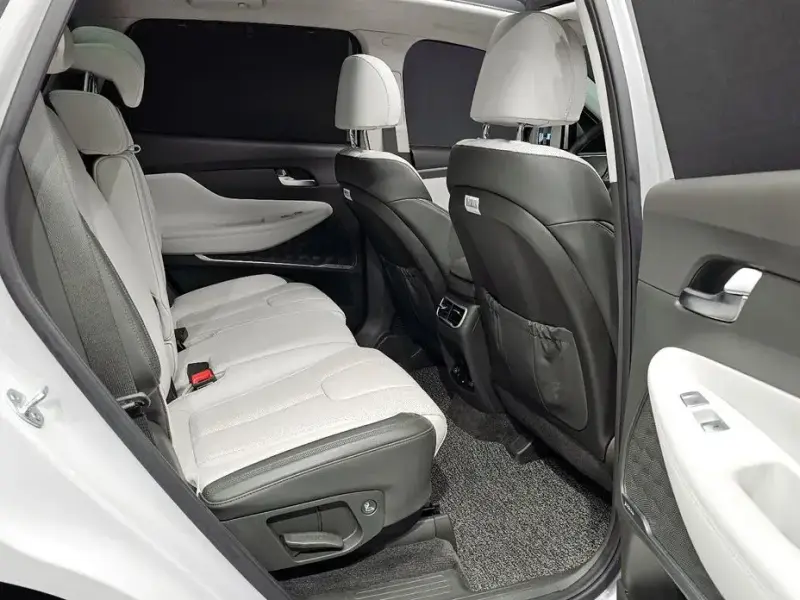 2020 Hyundai Santa Fe с пробегом 57 272 км