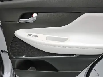 2020 Hyundai Santa Fe с пробегом 57 272 км
