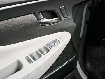 2020 Hyundai Santa Fe с пробегом 57 272 км