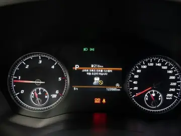 2021 Hyundai Santa Fe с пробегом 123 585 км