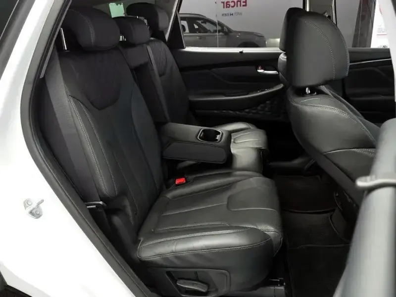 2023 Hyundai Santa Fe с пробегом 28 295 км