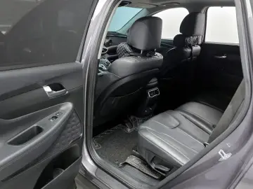 2021 Hyundai Santa Fe с пробегом 123 585 км