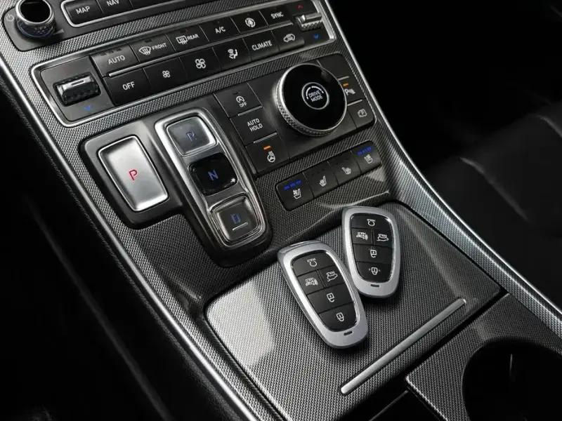 2022 Hyundai Santa Fe с пробегом 64 477 км