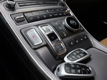 2020 Hyundai Santa Fe с пробегом 42 394 км