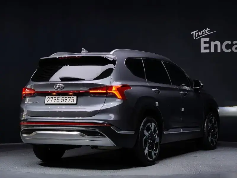 2021 Hyundai Santa Fe с пробегом 81 243 км