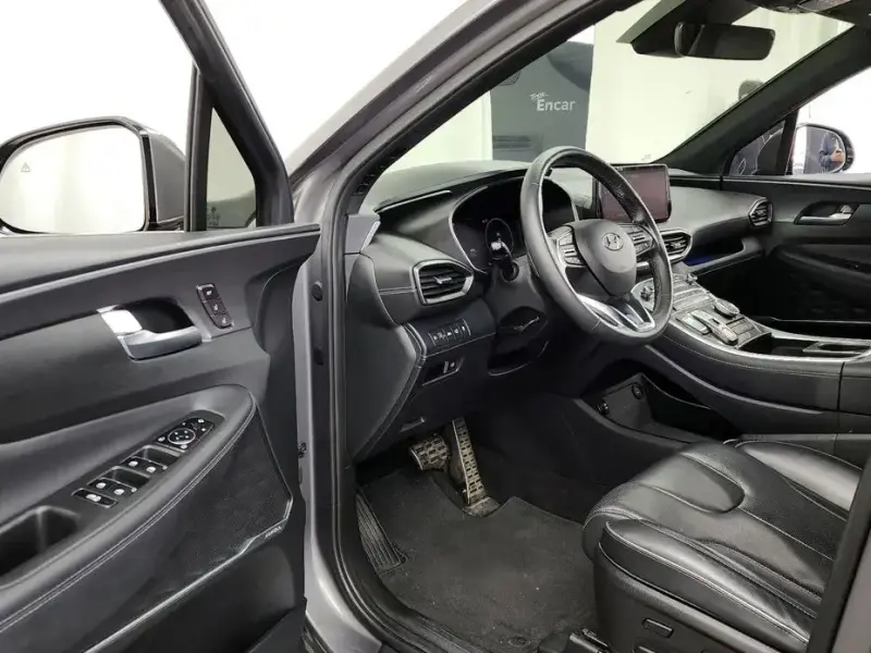 2021 Hyundai Santa Fe с пробегом 81 243 км