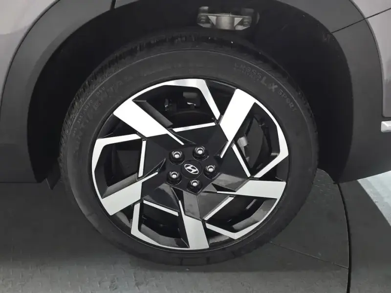 2021 Hyundai Santa Fe с пробегом 15 710 км