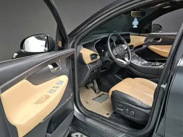 2020 Hyundai Santa Fe с пробегом 97 276 км
