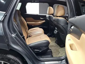 2020 Hyundai Santa Fe с пробегом 97 276 км