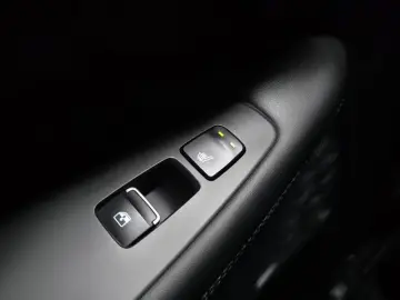 2021 Hyundai Santa Fe с пробегом 15 710 км