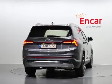 2021 Hyundai Santa Fe с пробегом 68 090 км