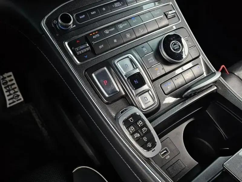 2021 Hyundai Santa Fe с пробегом 68 090 км