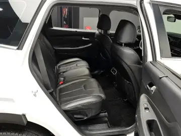 2021 Hyundai Santa Fe с пробегом 74 861 км