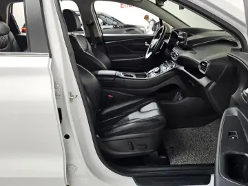 2020 Hyundai Santa Fe с пробегом 119 388 км