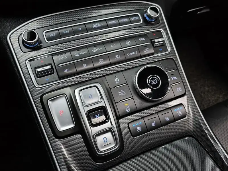 2020 Hyundai Santa Fe с пробегом 43 407 км