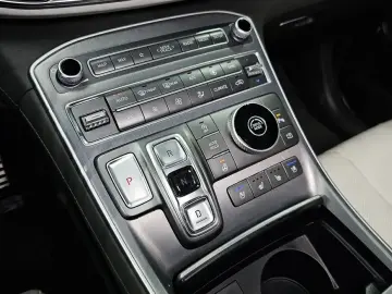 2021 Hyundai Santa Fe с пробегом 63 578 км