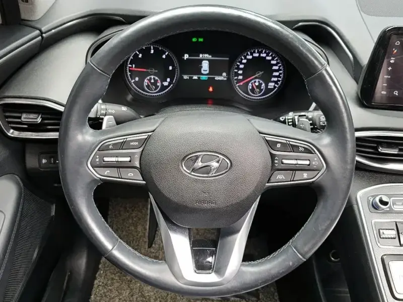 2020 Hyundai Santa Fe с пробегом 43 407 км