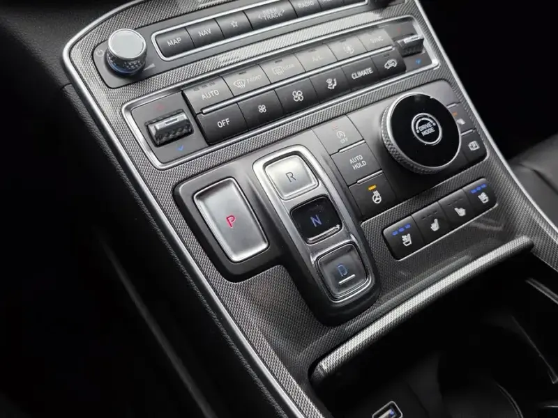 2022 Hyundai Santa Fe с пробегом 34 147 км