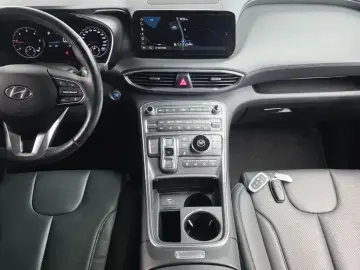 2022 Hyundai Santa Fe с пробегом 48 751 км