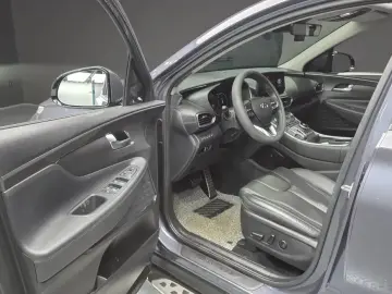 2020 Hyundai Santa Fe с пробегом 24 219 км