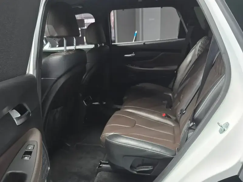 2021 Hyundai Santa Fe с пробегом 68 561 км