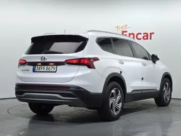 2021 Hyundai Santa Fe с пробегом 67 202 км