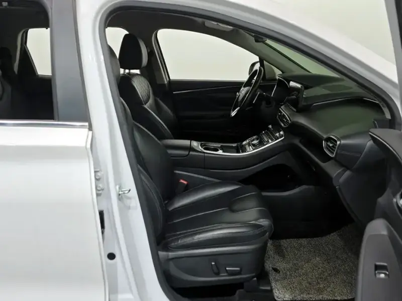 2021 Hyundai Santa Fe с пробегом 67 202 км