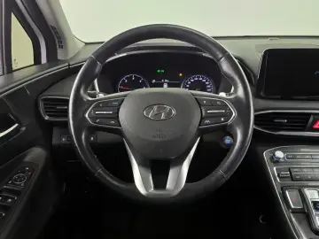 2021 Hyundai Santa Fe с пробегом 67 202 км