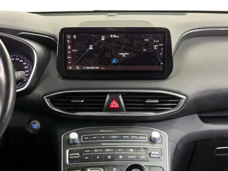 2021 Hyundai Santa Fe с пробегом 67 202 км