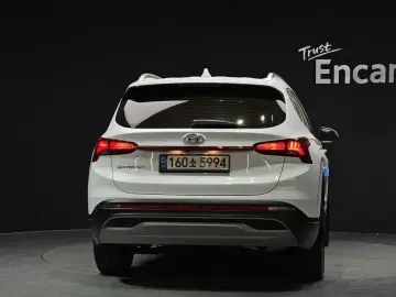 2021 Hyundai Santa Fe с пробегом 75 875 км