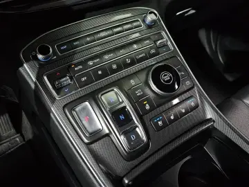 2021 Hyundai Santa Fe с пробегом 75 875 км