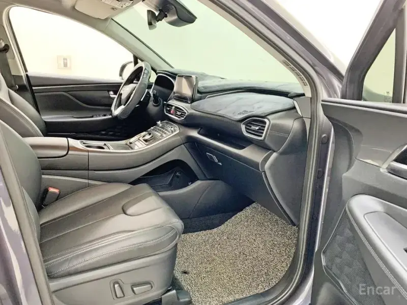 2021 Hyundai Santa Fe с пробегом 68 009 км