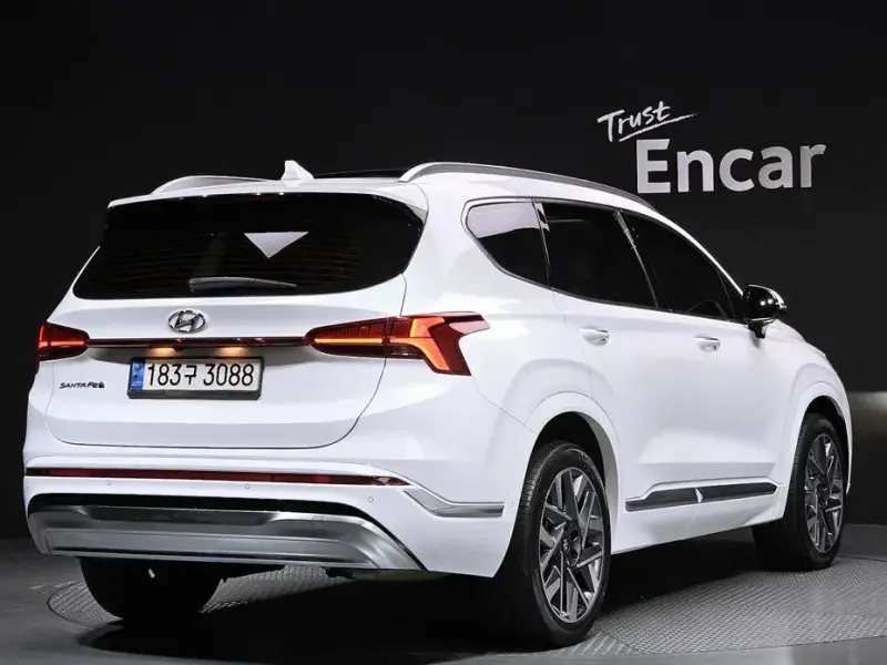 2020 Hyundai Santa Fe с пробегом 27 115 км