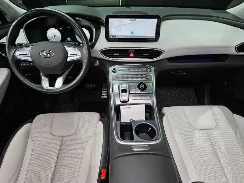 2020 Hyundai Santa Fe с пробегом 27 115 км
