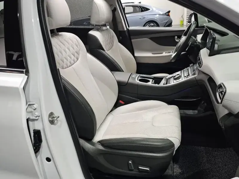 2020 Hyundai Santa Fe с пробегом 27 115 км