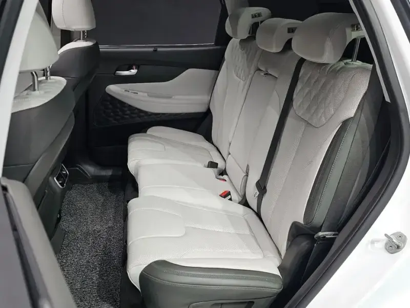2020 Hyundai Santa Fe с пробегом 27 115 км