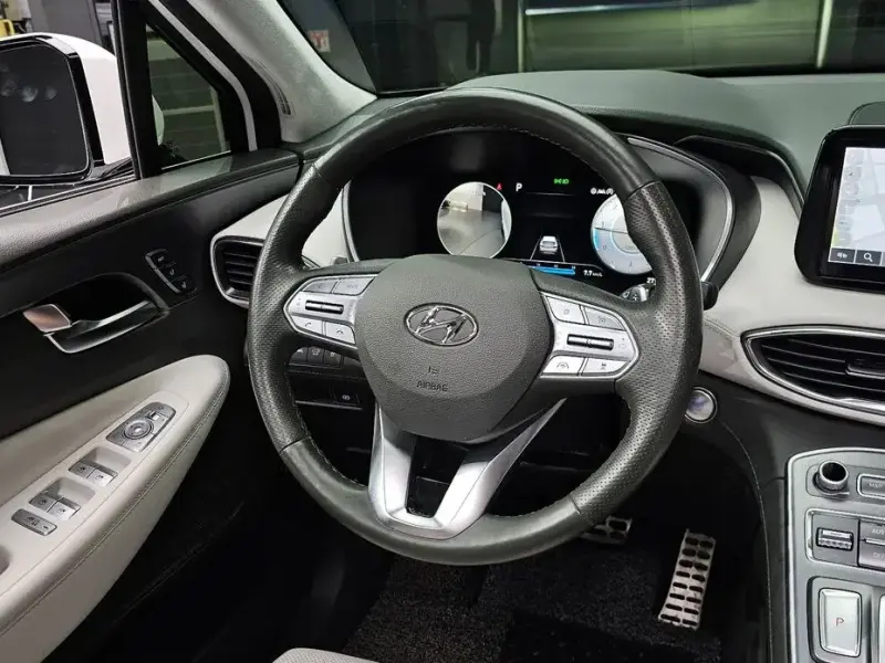 2020 Hyundai Santa Fe с пробегом 27 115 км