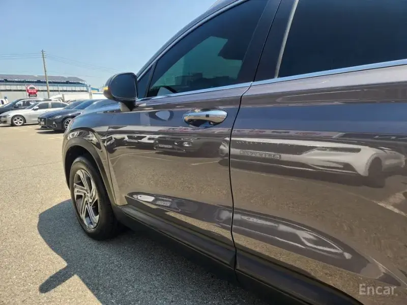 2022 Hyundai Santa Fe с пробегом 21 000 км