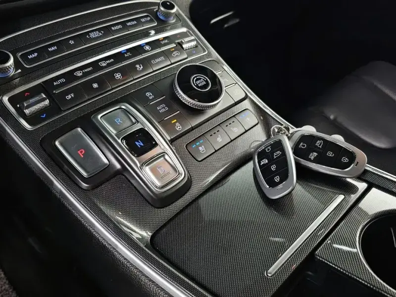 2020 Hyundai Santa Fe с пробегом 61 862 км