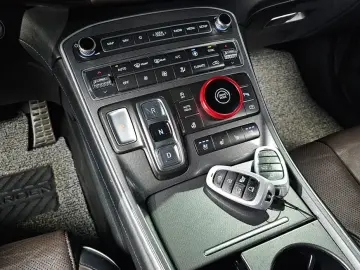 2021 Hyundai Santa Fe с пробегом 81 437 км