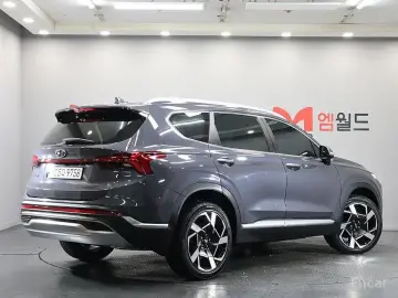 2020 Hyundai Santa Fe с пробегом 27 600 км