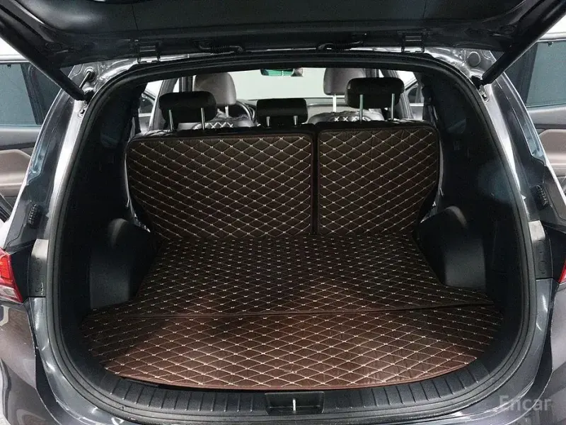 2020 Hyundai Santa Fe с пробегом 27 600 км