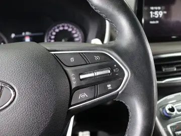 2020 Hyundai Santa Fe с пробегом 27 600 км