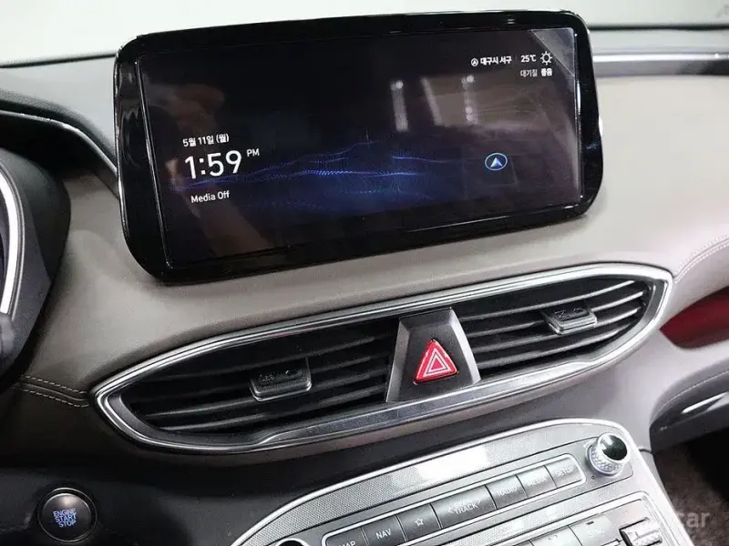 2020 Hyundai Santa Fe с пробегом 27 600 км