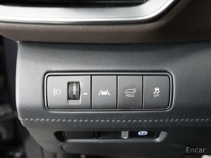 2020 Hyundai Santa Fe с пробегом 27 600 км