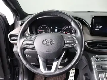 2020 Hyundai Santa Fe с пробегом 27 600 км